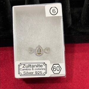 Silver 925 Ring with Zultanite Color-Changing Gemstone